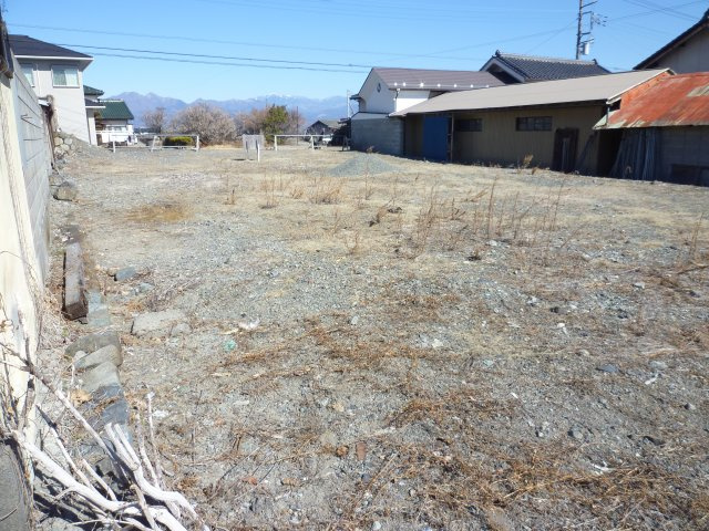 白根源小学校近く南アルプス市有野114坪土地の外観