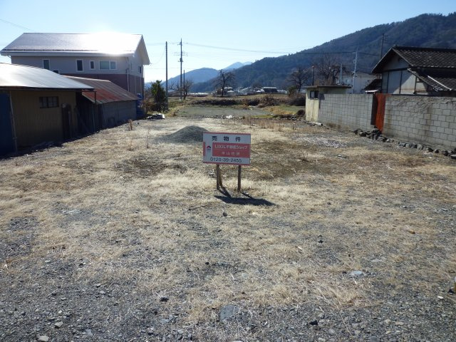 白根源小学校近く南アルプス市有野114坪土地の外観