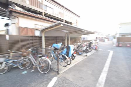 フローラムパレスのその他共用部分|敷地内に駐輪場あります