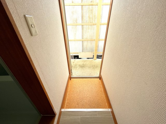 コーポラスひろの玄関