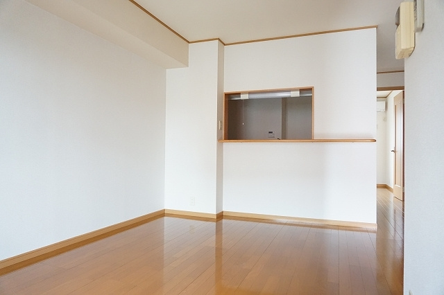 アヴニールXⅡの居間・リビング