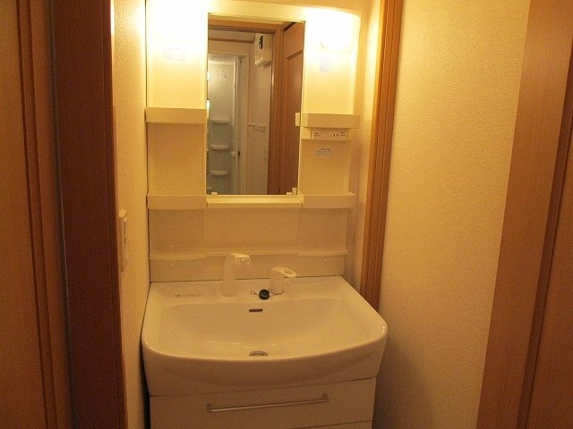 アヴニールXⅡの洗面所