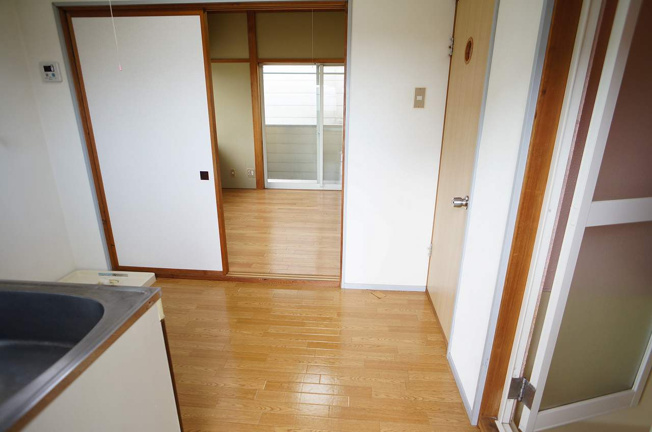 【洋室】 | コーポ・ガーネット