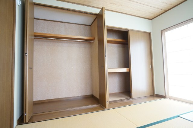 【収納】 | コーポロベリア | クローゼット＆押入で収納たっぷり♪