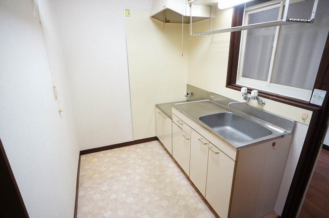 【キッチン】 | 第一西山荘 | お料理しやすいキッチンです