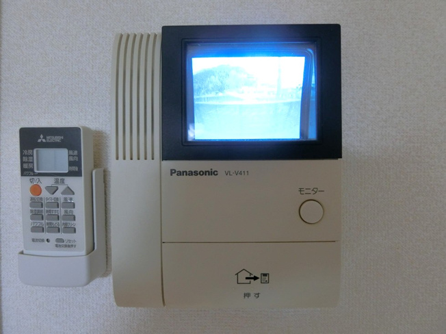 【セキュリティ】 | グランメール | 防犯対策に有効なカメラ付きインターホン！突然の来客にもバッチリ対応できちゃいますね☆
