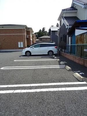 【駐車場】 | スタニングプレイスⅤ