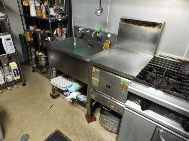 今泉店舗のキッチン|今泉店舗（2F)