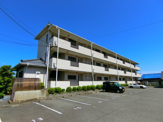 リバーサイドマンションの外観