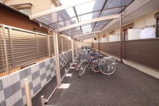 【その他共用部分】 | 屋根付駐輪場！