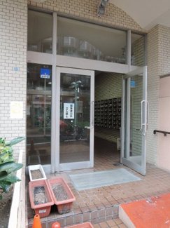 【エントランス】