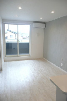 【居間・リビング】 | コンフォーティアⅡ | 居間です