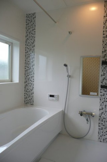 【浴室】 | コンフォーティアⅡ | きれいなお風呂です