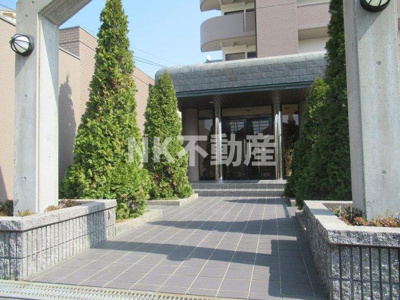 【エントランス】 | ボラードマンション（高井田賃貸） | 毎日通るエントランスはこのようになっています