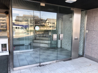 【エントランス】
