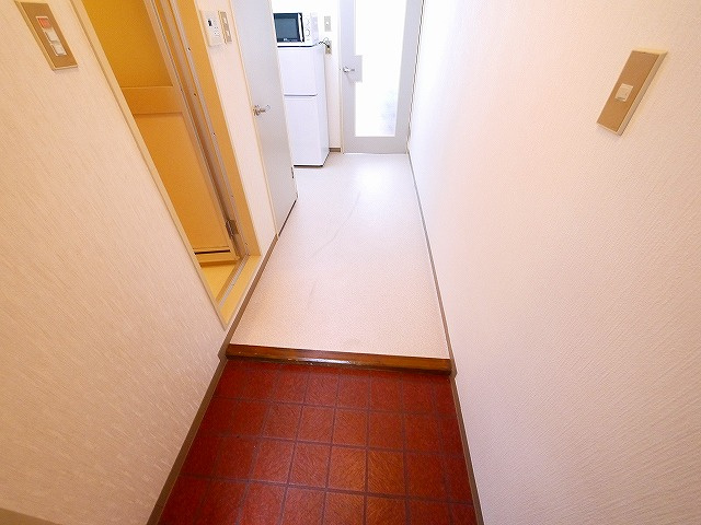 ミユキシティーマンションの玄関|落ち着いた玄関です