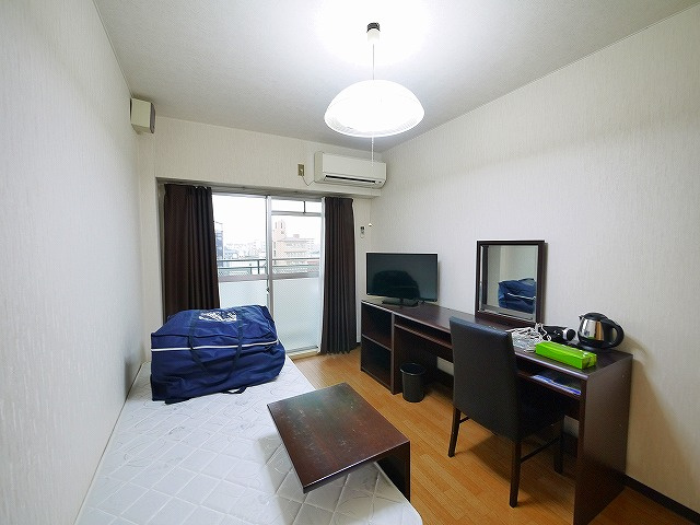 ミユキシティーマンションの居間・リビング|ゆったりとした居間です