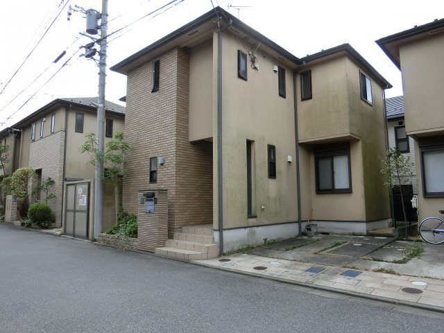 花見川区畑町　中古戸建　平成１７年建築　の外観