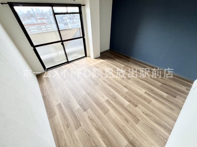 クイーンライフＩＭＡＺＵの洋室