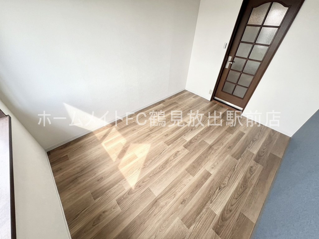 クイーンライフＩＭＡＺＵの洋室