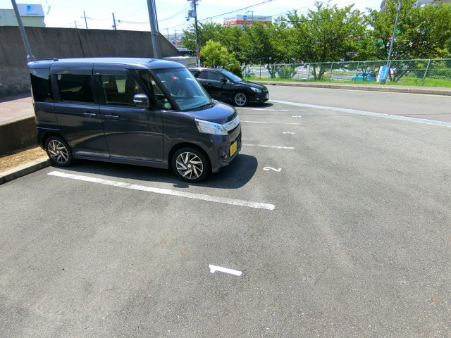 ＢｅｌｌａＣａｓａ の駐車場