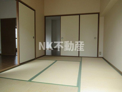 【子供部屋】 | ニュープリーメル（荒本賃貸） | 子供のお昼寝に使えるお部屋です