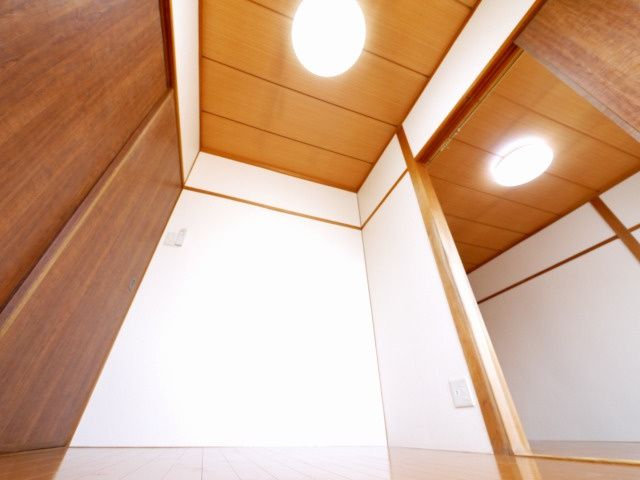 春日荘苑の洋室|使い勝手のいい洋室です