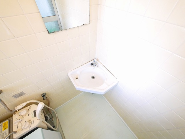 春日荘苑の洗面所|コンパクトで使いやすい洗面所