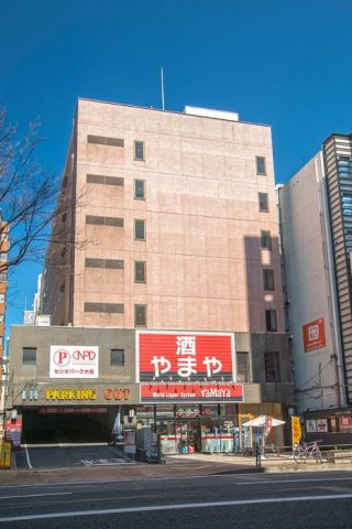 セシオパーク大名の外観|セシオパーク大名 (2F）
国体道路側