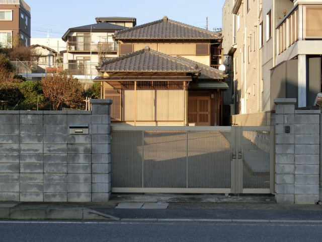 花見川区幕張町１丁目　中古戸建　土地１２４坪・建物６２坪の外観