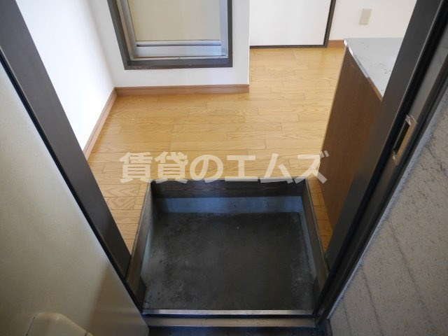 【玄関】 | サンハイツ東那珂