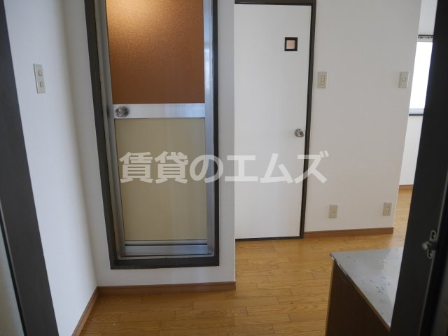 【玄関】 | サンハイツ東那珂