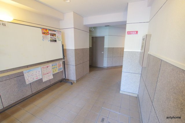 スペランツア出雲天満橋　仲介手数料無料のロビー