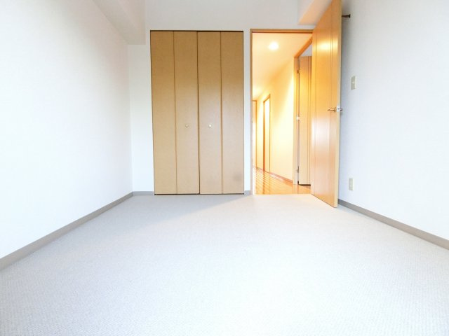 コート北野田カリヨンI番館の子供部屋