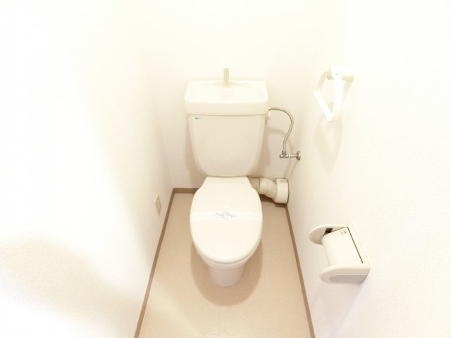 コート北野田カリヨンI番館のトイレ