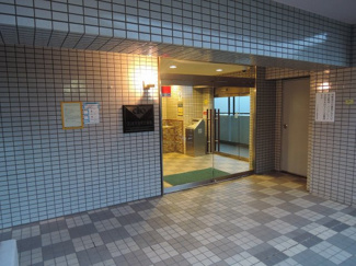 【エントランス】