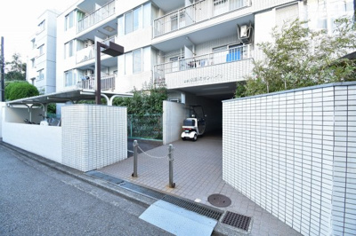 【エントランス】 | 永田町サンハイツ