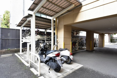 【その他共用部分】 | グランシティ横浜西口 | バイク置場
