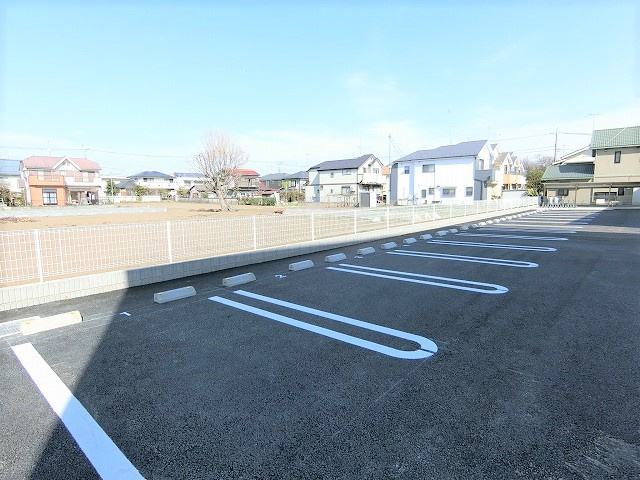 リトル　ポンド・Ⅱの駐車場