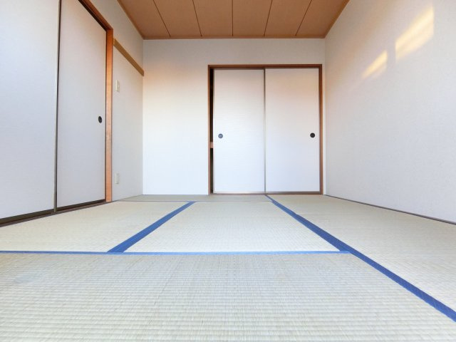 ナイティ池尻の和室