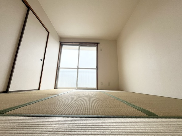 ナイティ池尻の和室