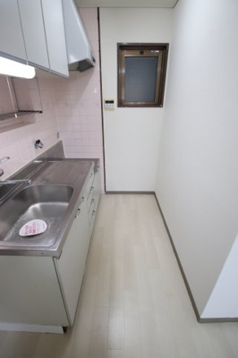 【その他】 | コンフォールふかいのもり | キッチンスペース