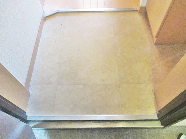 AXIS桜通内山の玄関|AXIS桜通内山