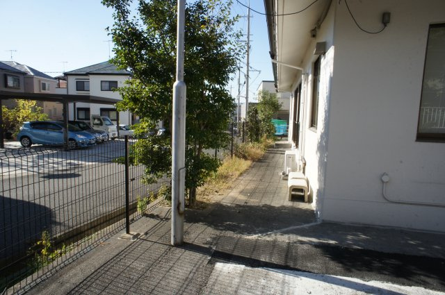 水谷1丁目事務所倉庫の周辺
