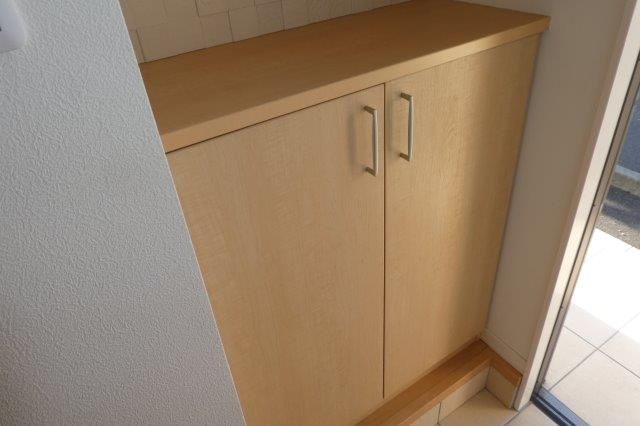 ファヴィリータの収納|シューズボックス