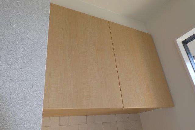 ファヴィリータの収納|シューズボックス（上）