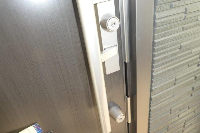 ファヴィリータの玄関