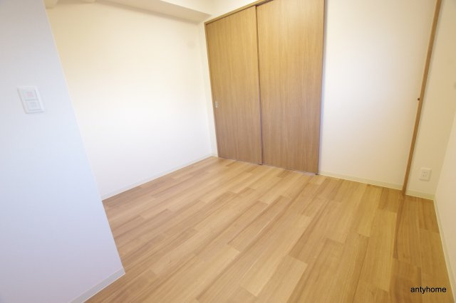 プレサンス心斎橋ニスト　仲介手数料無料の洋室