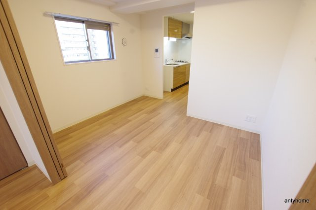 プレサンス心斎橋ニスト　仲介手数料無料の居間・リビング