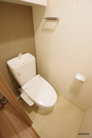 プレサンス心斎橋ニスト　仲介手数料無料のトイレ